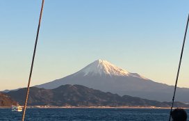 船と富士山07